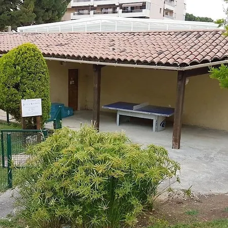 Heliotel Marine St Laurent Du Var Apartment Saint-Laurent-du-Var