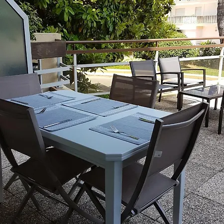 Apartment Heliotel Marine St Laurent Du Var